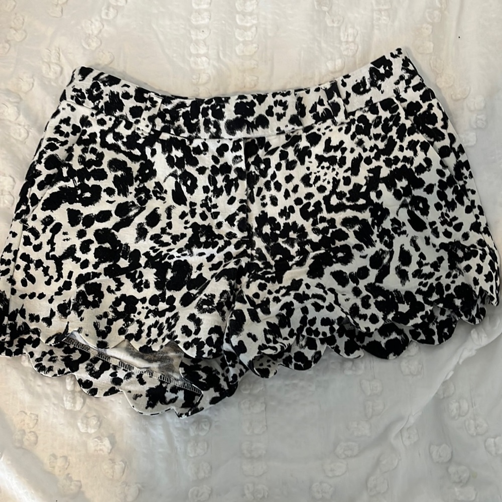 J Crew Scallop shorts